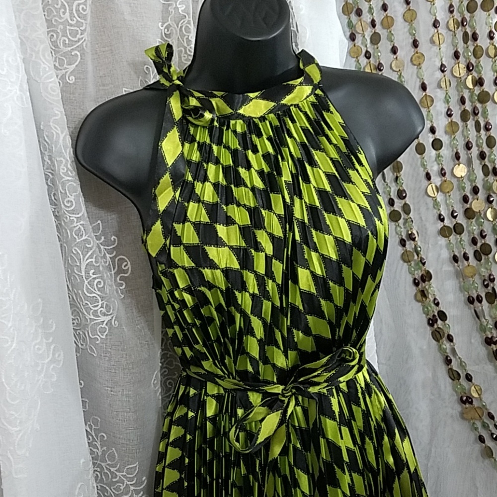 Halter Dress - Picture 2 of 7